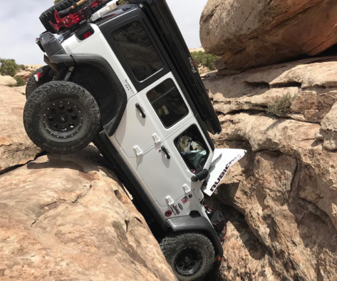 2019-Easter-Jeep-Safari-Accident-JL-American-Jeeper-780x405.png