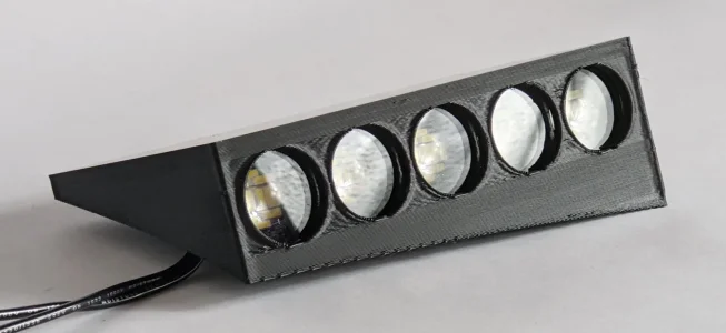Trail Light - Quarter Left.webp