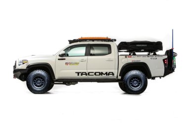 4WD_Overland-Ready_Tacoma_SEMA_2020_LowRes_1.jpg