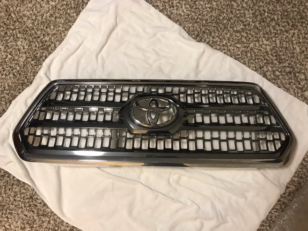 GRILLE1.jpg