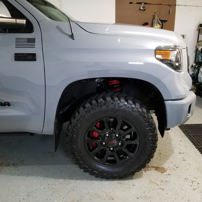 3188-2017-Toyota-Tundra-TRD-Pro-lgthumb.jpg