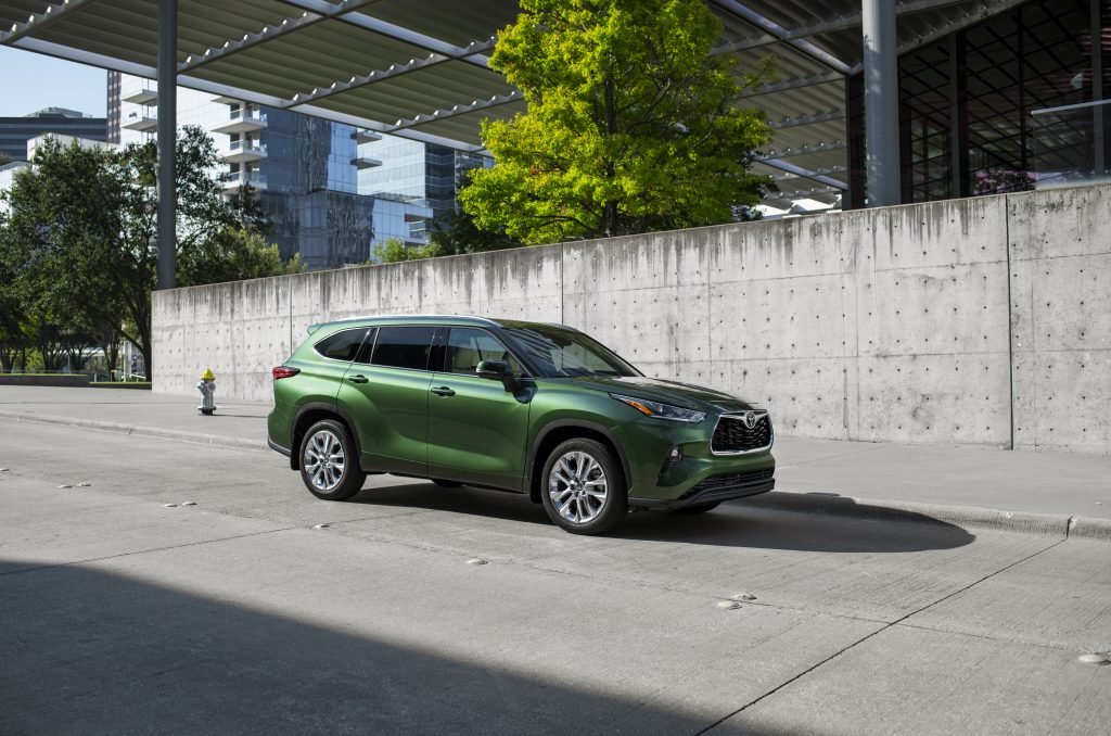 2023_Highlander_Turbo_Limited_CypressGreen_001_V2-1024x678.jpg