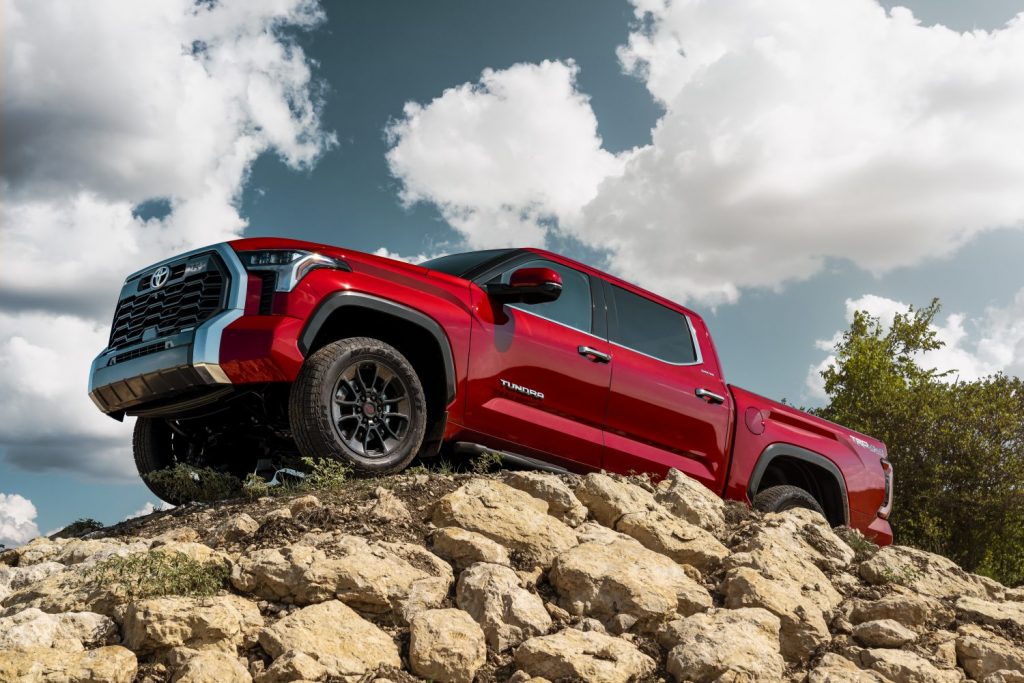 2023_Toyota_Tundra_Limited_02-1500x1000-1-1-1024x683.jpg