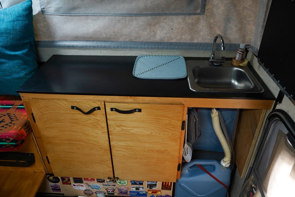 DIY Homemade Kitchen Counter & Sink in Four Wheel Pop Up Camper DIY Homemade Kitchen Counter & Sink in Four Wheel Pop Up Camper